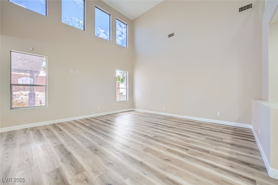 Las Vegas, Nevada 89147, United States, 4 Bedrooms Bedrooms, ,4 BathroomsBathrooms,Residential,Pending,3675