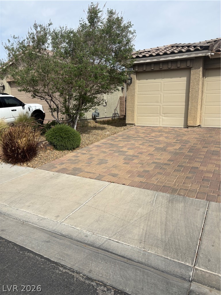 1060 barby springs ave