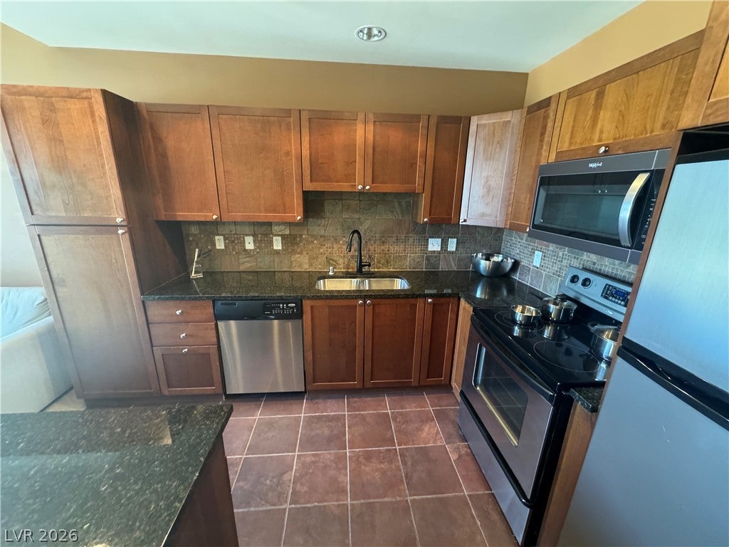 2455 W Serene Avenue 609