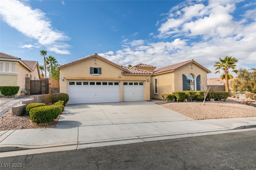 2297 Aria Drive, Henderson, Nevada image 2