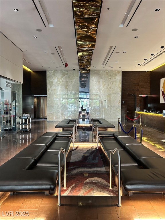 Las Vegas, Nevada 89103, United States, 1 Bedroom Bedrooms, ,2 BathroomsBathrooms,Residential,Active,133120