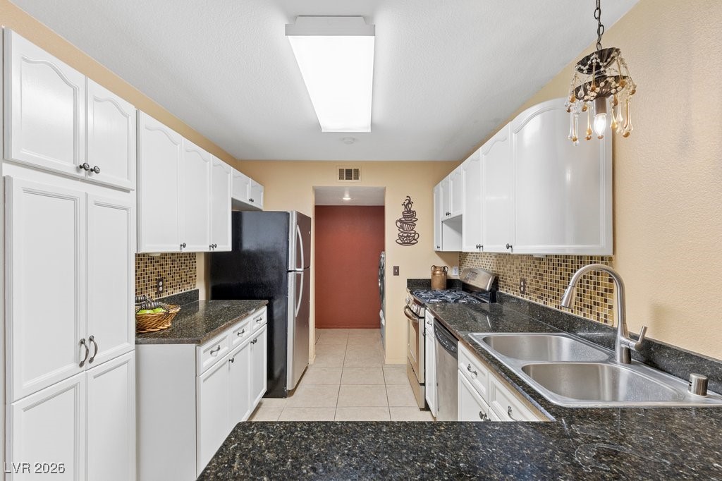 8464 Majestic View Avenue