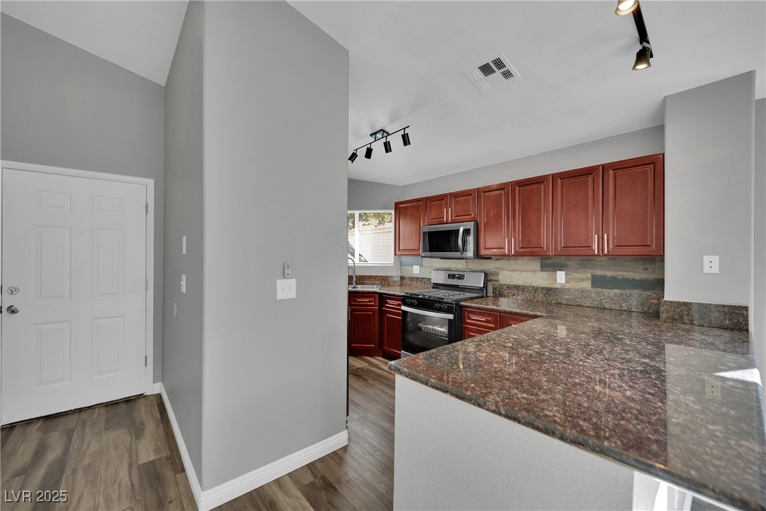 549 Yacht Harbor Drive