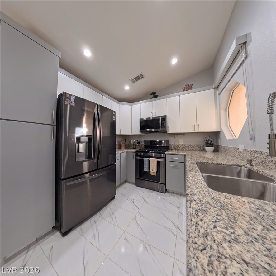 5415 W Harmon Avenue 2137