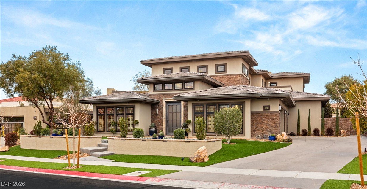 1376 Opal Valley Street