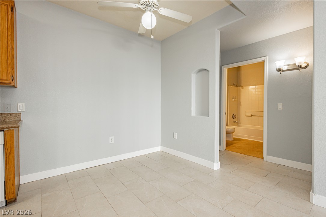 3318 DECATUR Boulevard 1082