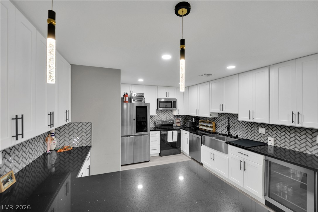 3613 Shawn Reynolds Court 103