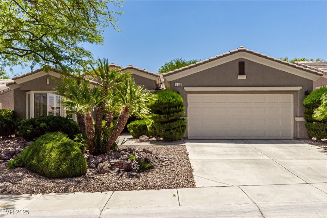 Properties 2 10463 Luna Magico Avenue