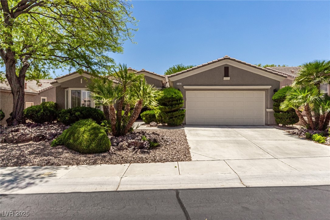 Properties 3 10463 Luna Magico Avenue