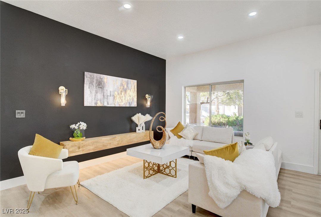 2142 High Mesa Drive