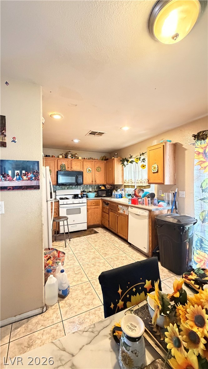 5905 Clover Canyon Lane