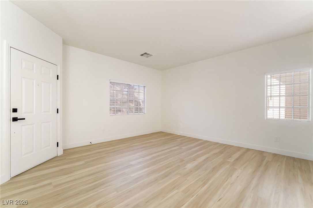 5980 Gentleslope Street