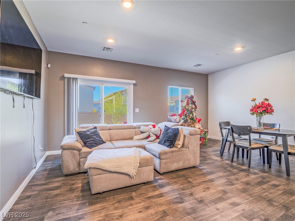 12725 Epperly Street