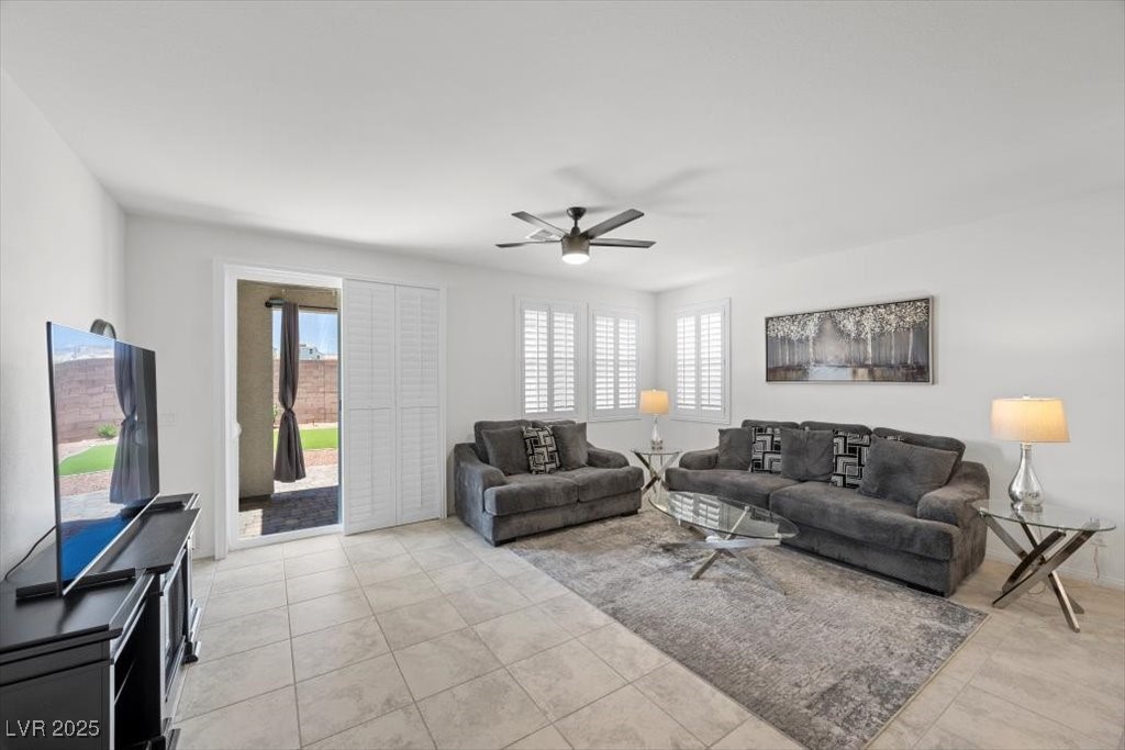 Las Vegas, Nevada 89178, United States, 4 Bedrooms Bedrooms, ,3 BathroomsBathrooms,Residential,Active,206507