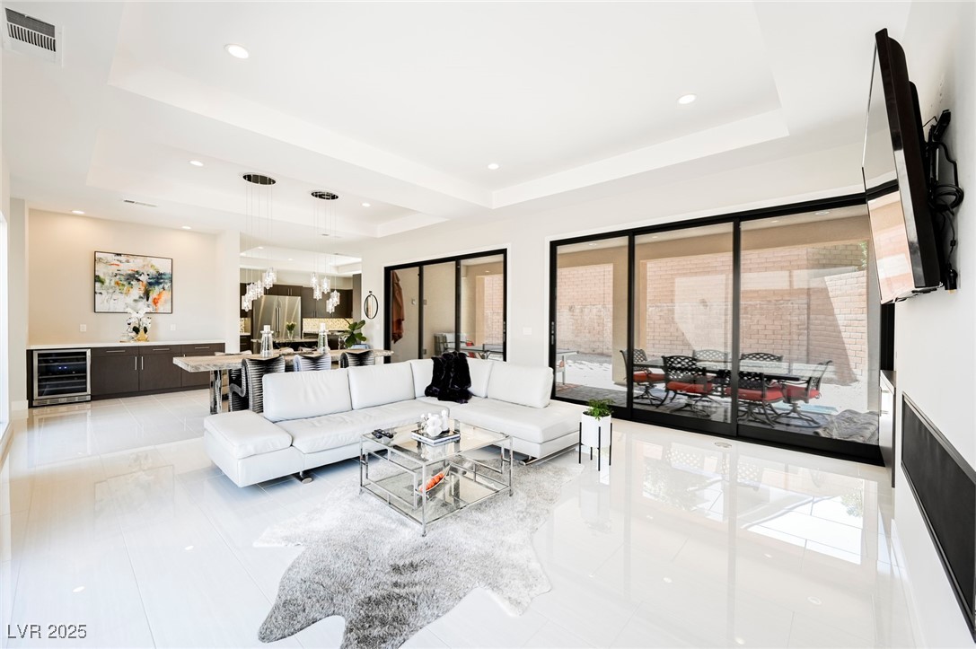 19 GARDEN RAIN Drive