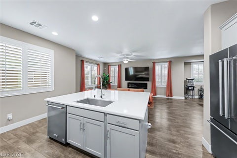 Tiny photo for 37 Via Verso Lago, Henderson, NV 89011 (MLS # 2795094)