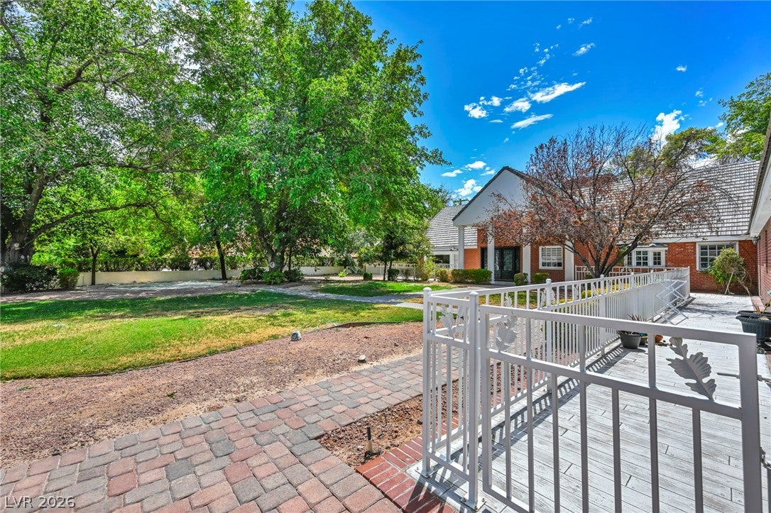 7229 Mira Vista Street