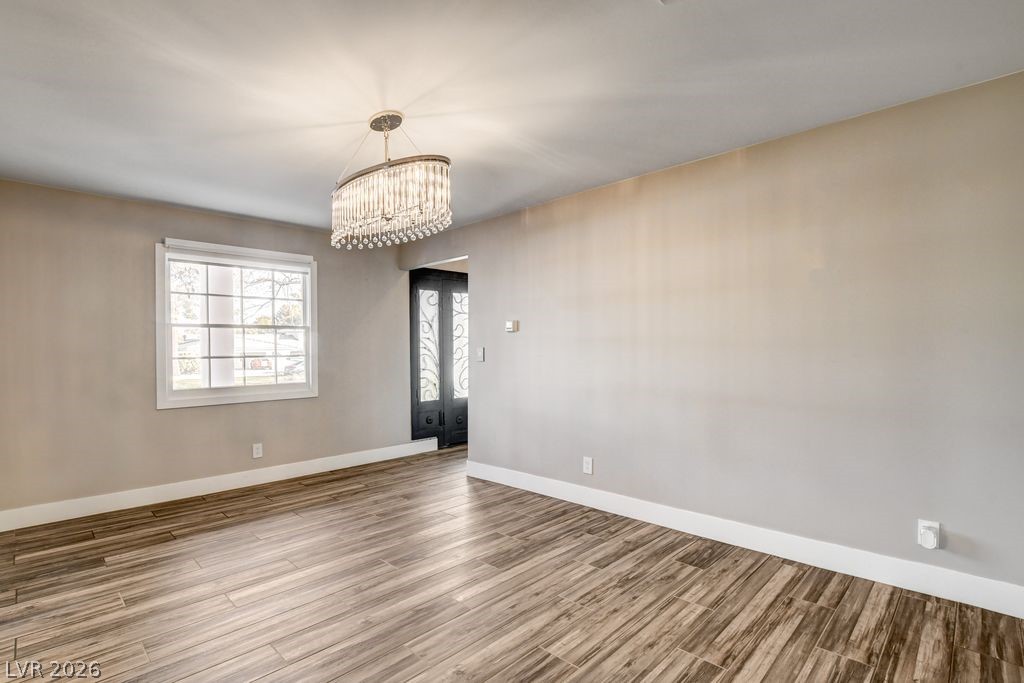 7229 Mira Vista Street