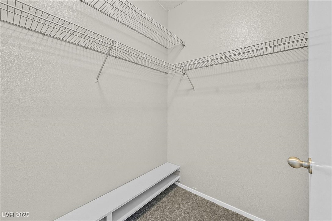 Las Vegas, Nevada 89108, United States, 2 Bedrooms Bedrooms, ,2 BathroomsBathrooms,Residential,Pending,3921