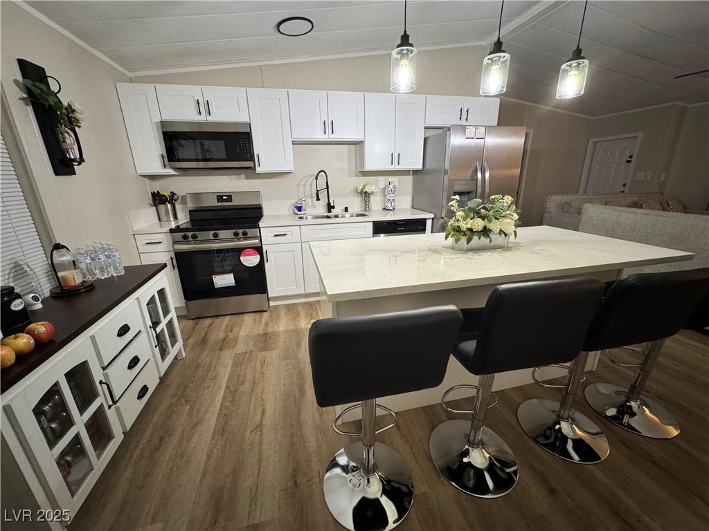 Pahrump, Nevada 89048, United States, 3 Bedrooms Bedrooms, ,2 BathroomsBathrooms,Residential,Active,253433