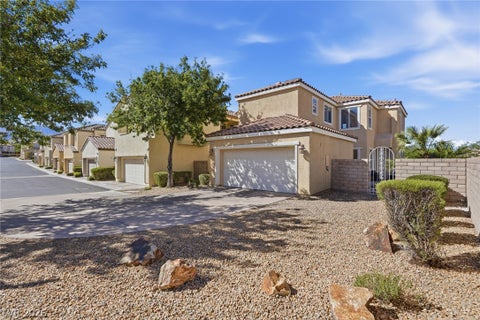 Homes For Sale - 1016 Douglas Flat Place<br/> Las Vegas, NV 89138