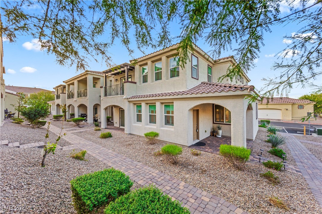 996 Via Panfilo Avenue, Henderson, Nevada image 1