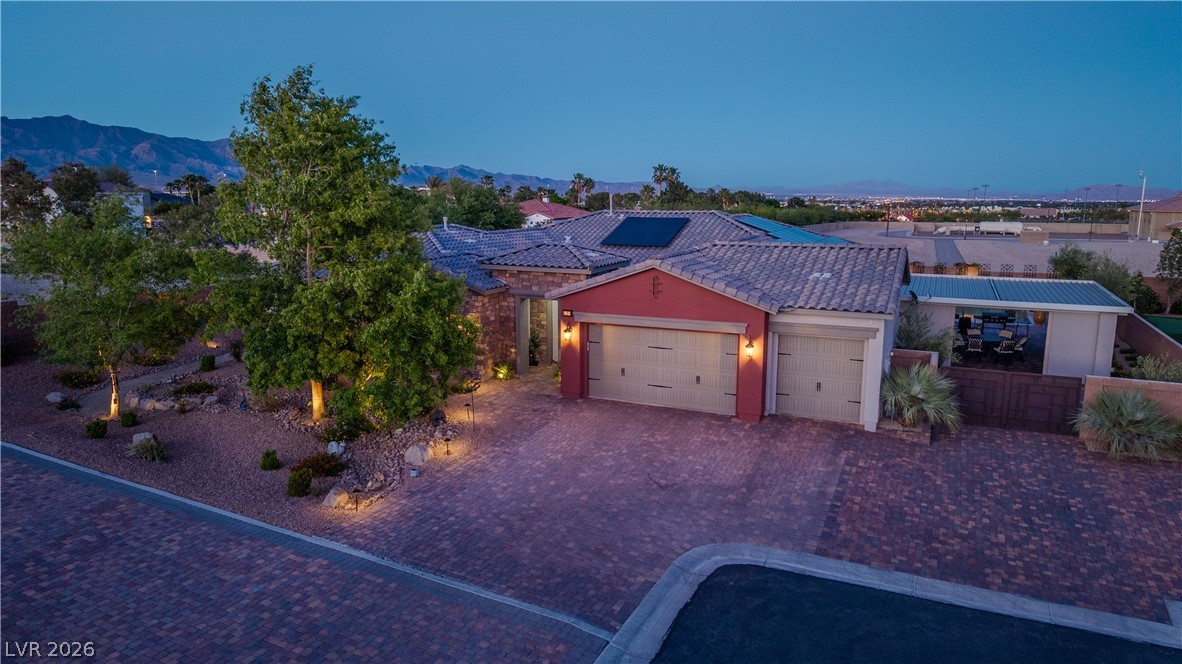 6198 Serenity Cliffs Street