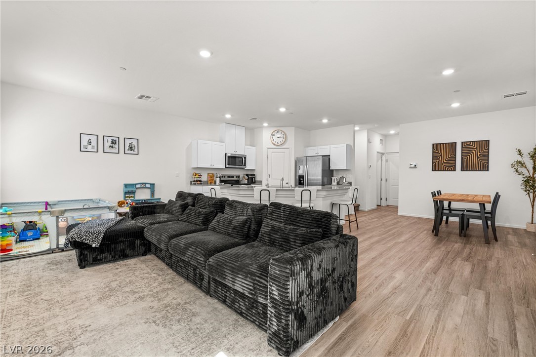 7855 Pandora Sky Street 3