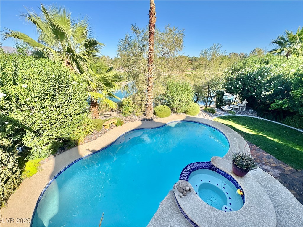 7709 Tinted Mesa Court