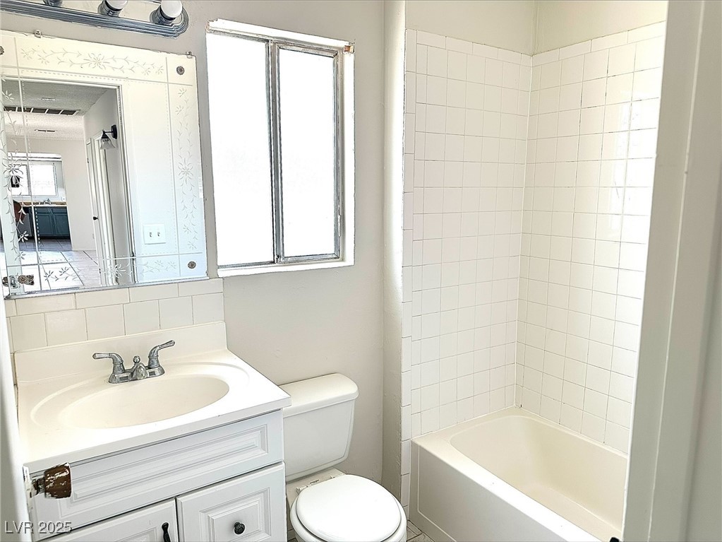 Henderson, Nevada 89011, United States, 3 Bedrooms Bedrooms, ,2 BathroomsBathrooms,Residential,Active,122896