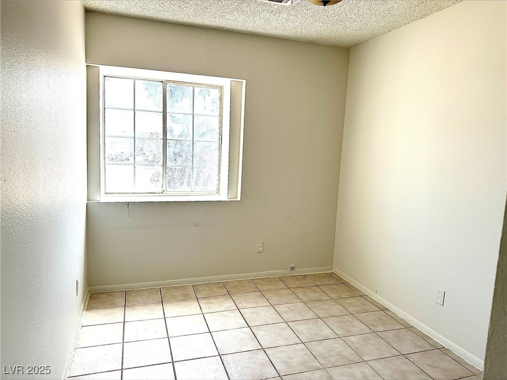 Henderson, Nevada 89011, United States, 3 Bedrooms Bedrooms, ,2 BathroomsBathrooms,Residential,Active,122896
