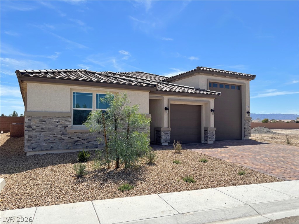 5678 Victoria Falls Drive