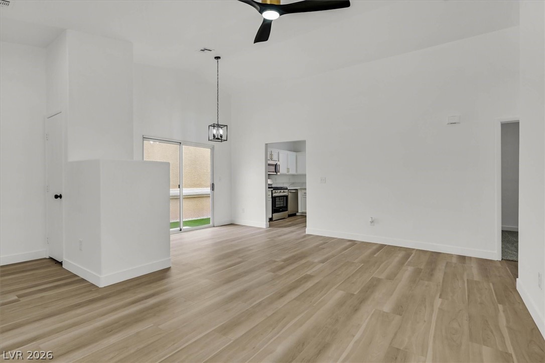 1480 Summer Glow Avenue