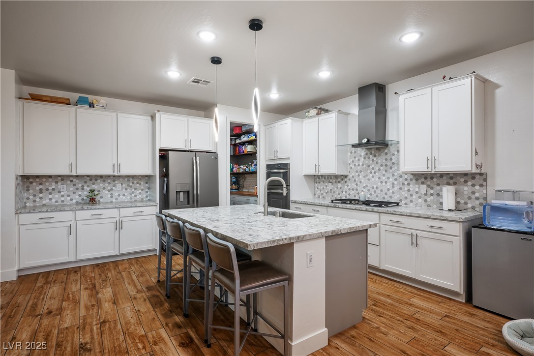 8320 Carabiner Court