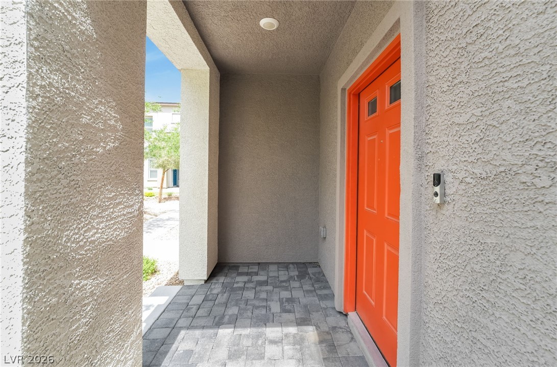 7483 Coastal Ledge Street