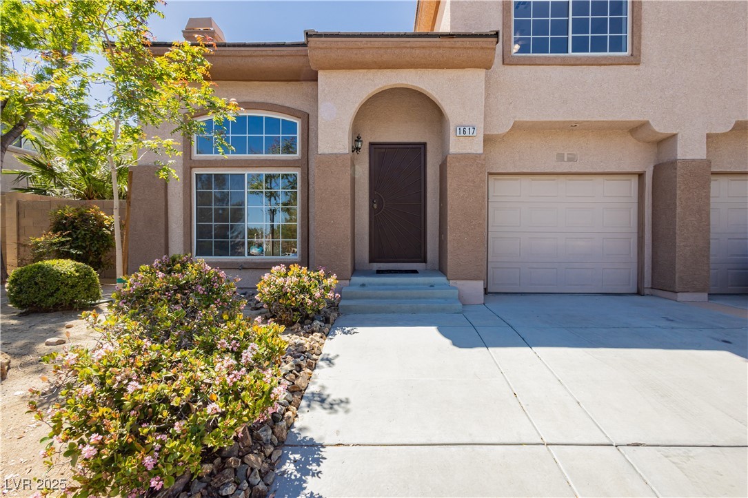 1617 Cave Spring Drive, Henderson, Nevada image 2