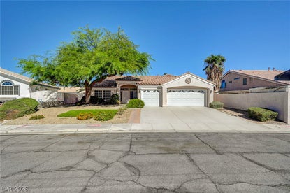 950 Denberry Way – Investment Home