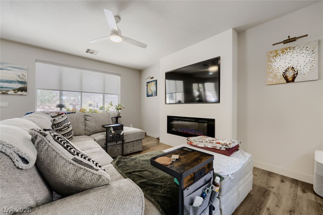 3525 Auburn Shadow Street