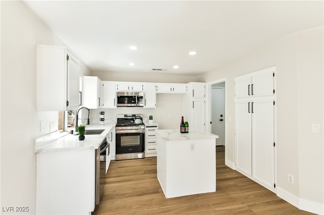 1724 Navajo Lake Way, Las Vegas, Nevada image 13