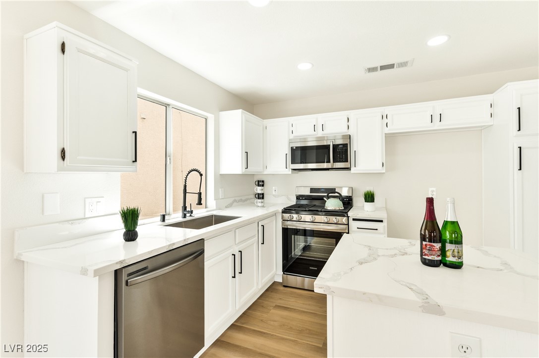 1724 Navajo Lake Way, Las Vegas, Nevada image 10