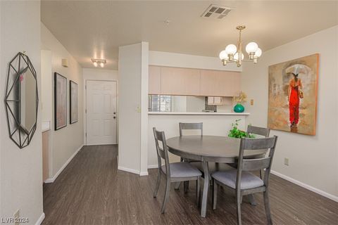 Condominium in Laughlin NV 2068 Mesquite Lane 16.jpg