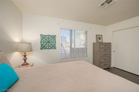 Condominium in Laughlin NV 2068 Mesquite Lane 38.jpg