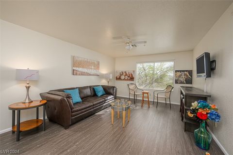 Condominium in Laughlin NV 2068 Mesquite Lane 19.jpg