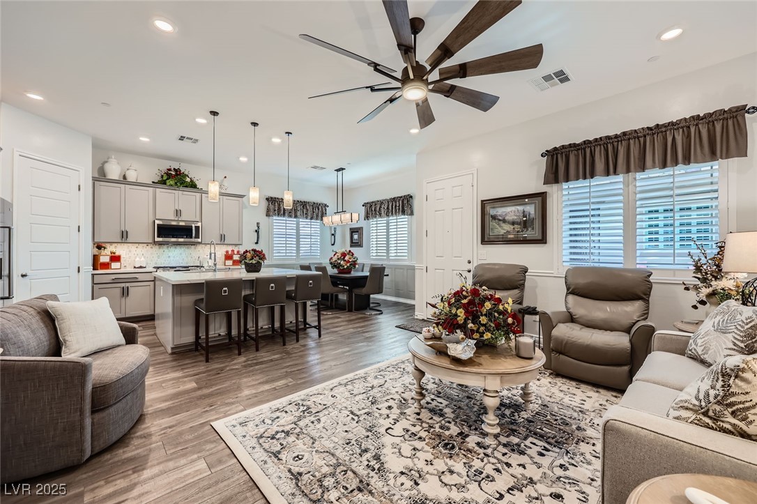 Properties 4 750 Agave Falls Street