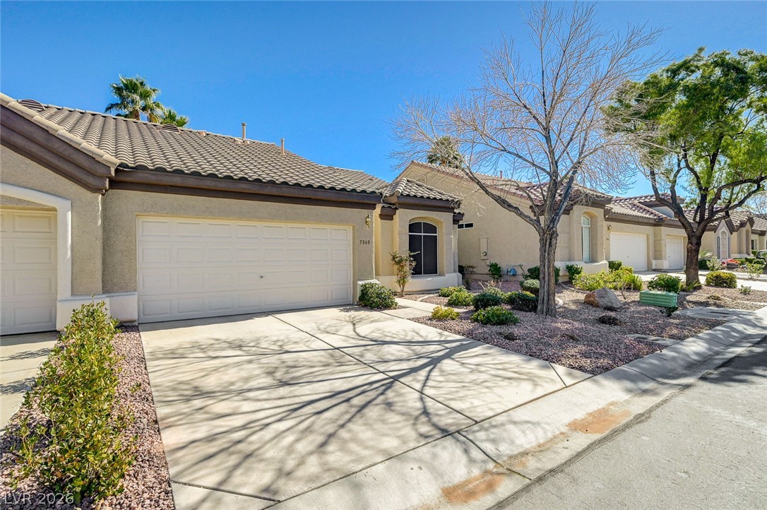 5060 Shadow River Street