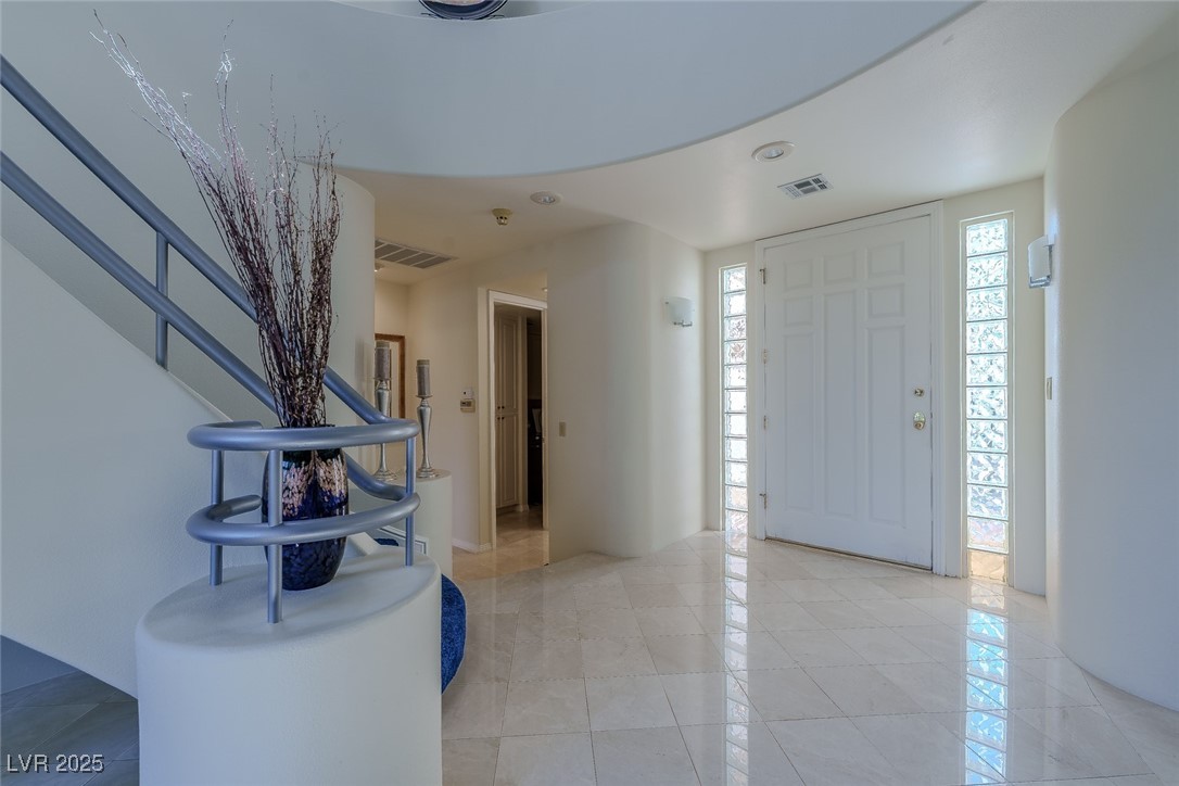 8196 Horseshoe Bend Lane