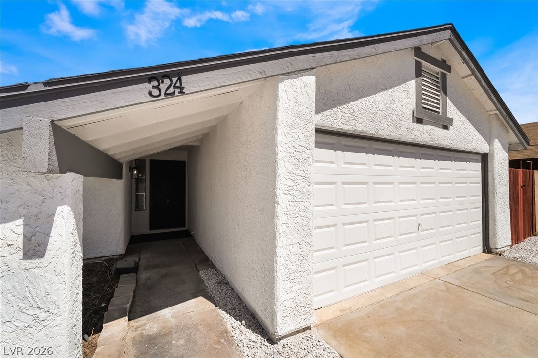324 W Chesapeake Way