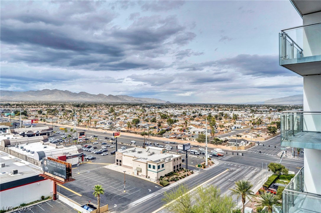 4381 W Flamingo Road 1007