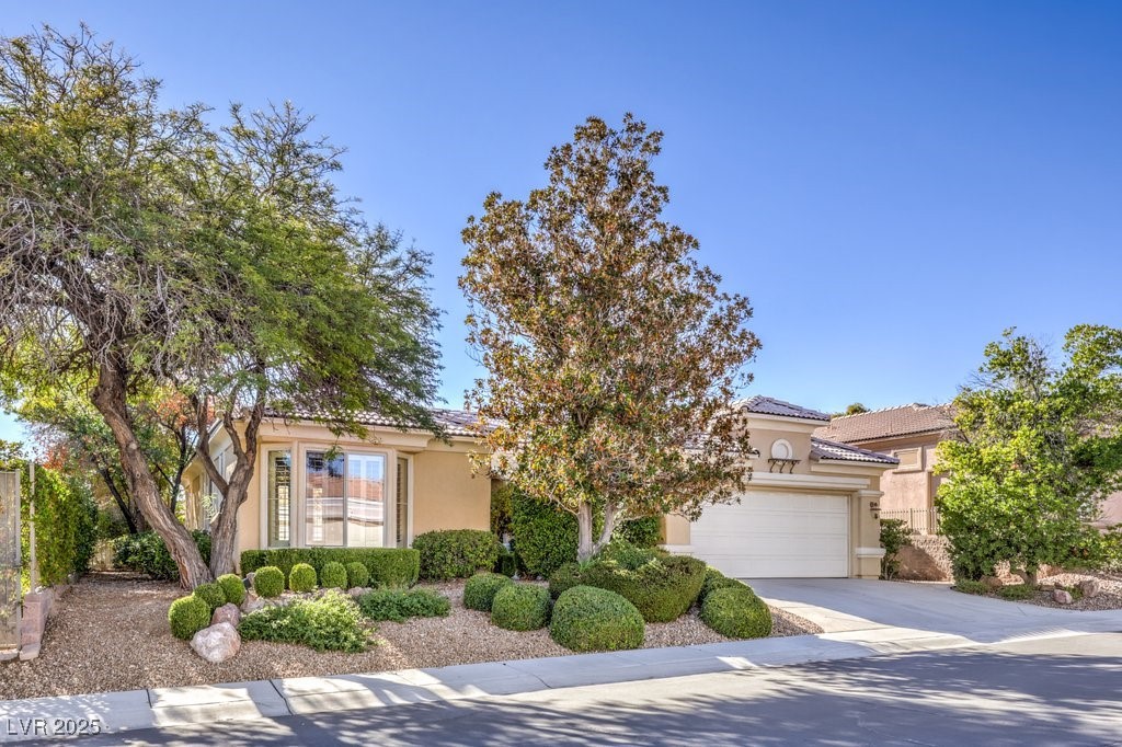 Properties 4 10551 Mandarino Avenue