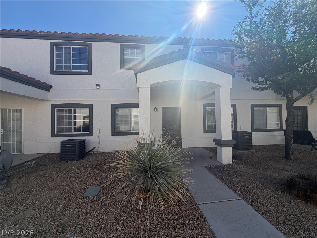 5330 E Charleston Boulevard 31